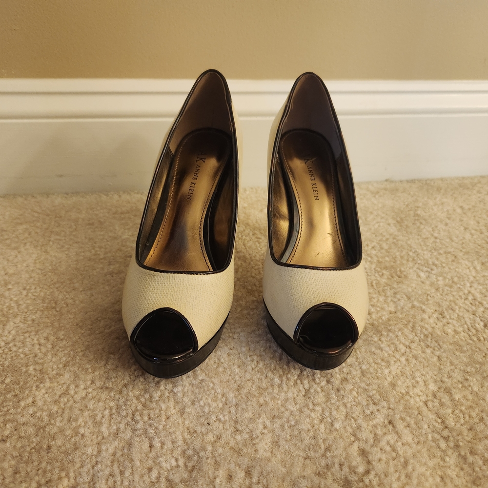 Anne Klein Cream and Black Heels with Pointed Toe